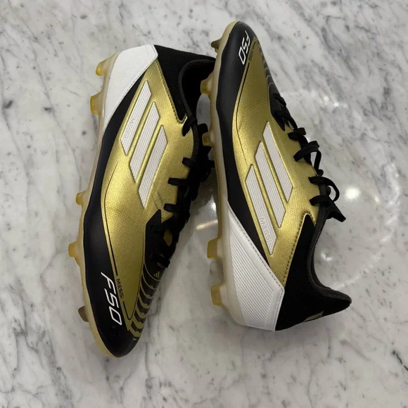 EXCELLENT Adidas Messi F50 Women’s Black and Gold Soccer Cleats Shoes - Picture 4 of 7